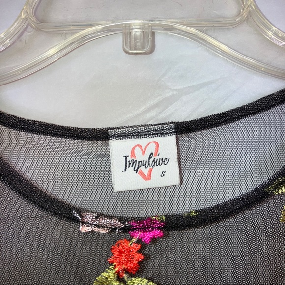 Impulsive Sheer Floral Embroidered Cold Shoulder Ruffle Sleeve Women’s Blouse - Picture 10 of 12